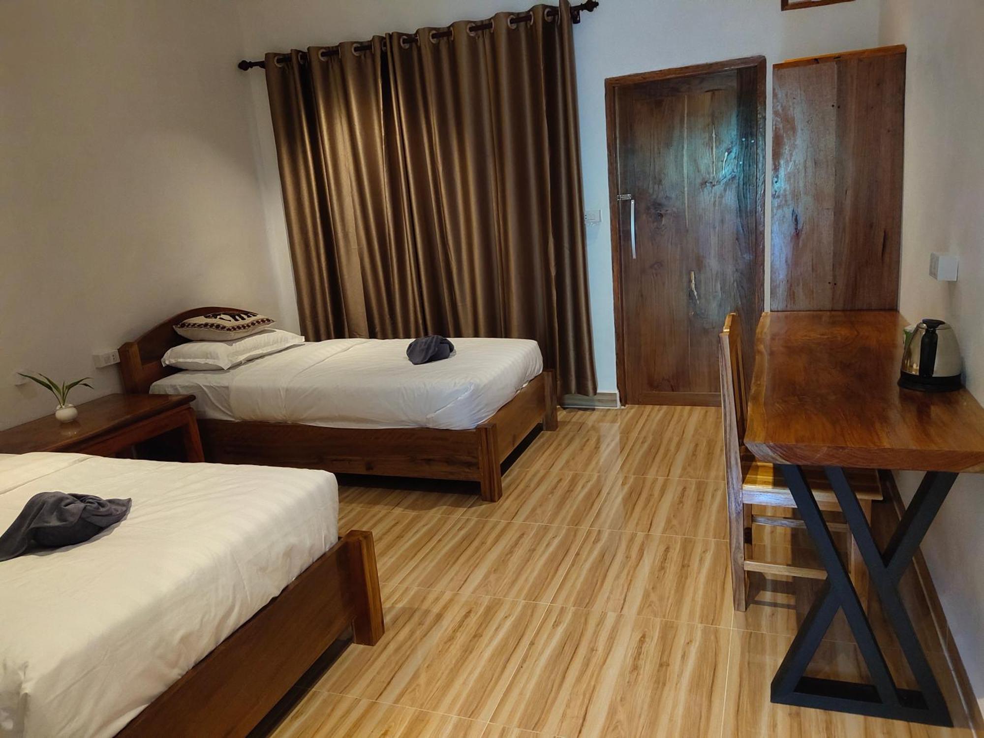 Amanda Nongkhiaw Hotel Bagian luar foto