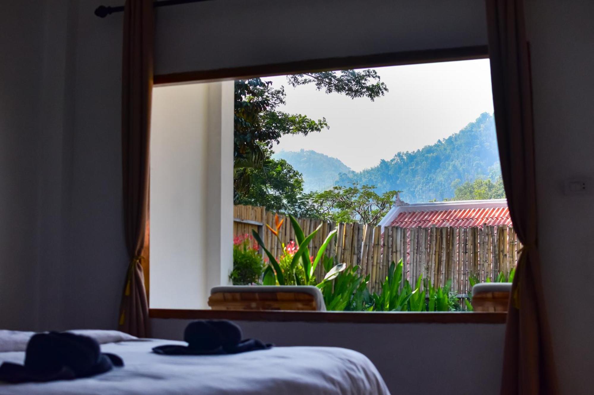 Amanda Nongkhiaw Hotel Bagian luar foto