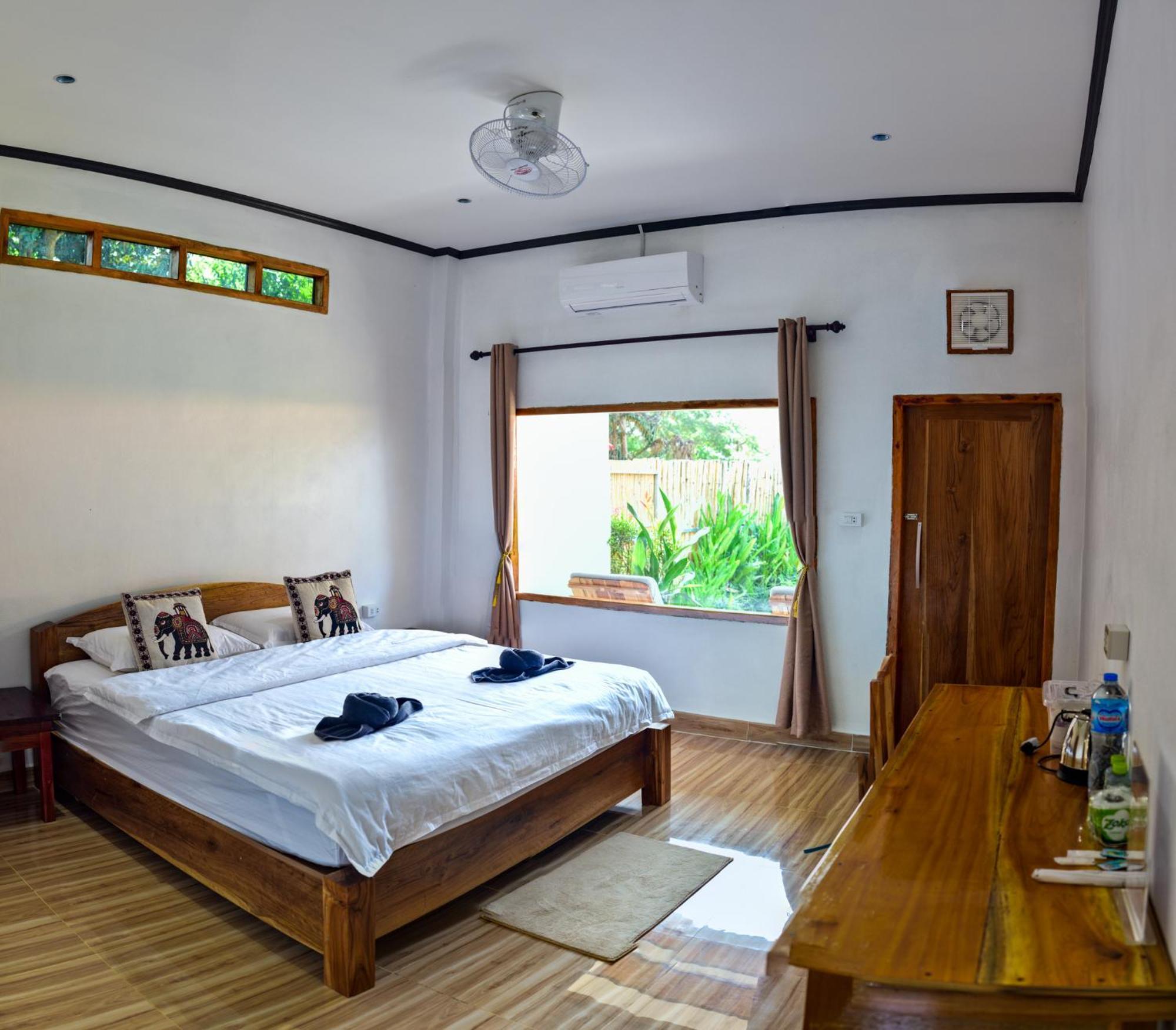 Amanda Nongkhiaw Hotel Bagian luar foto