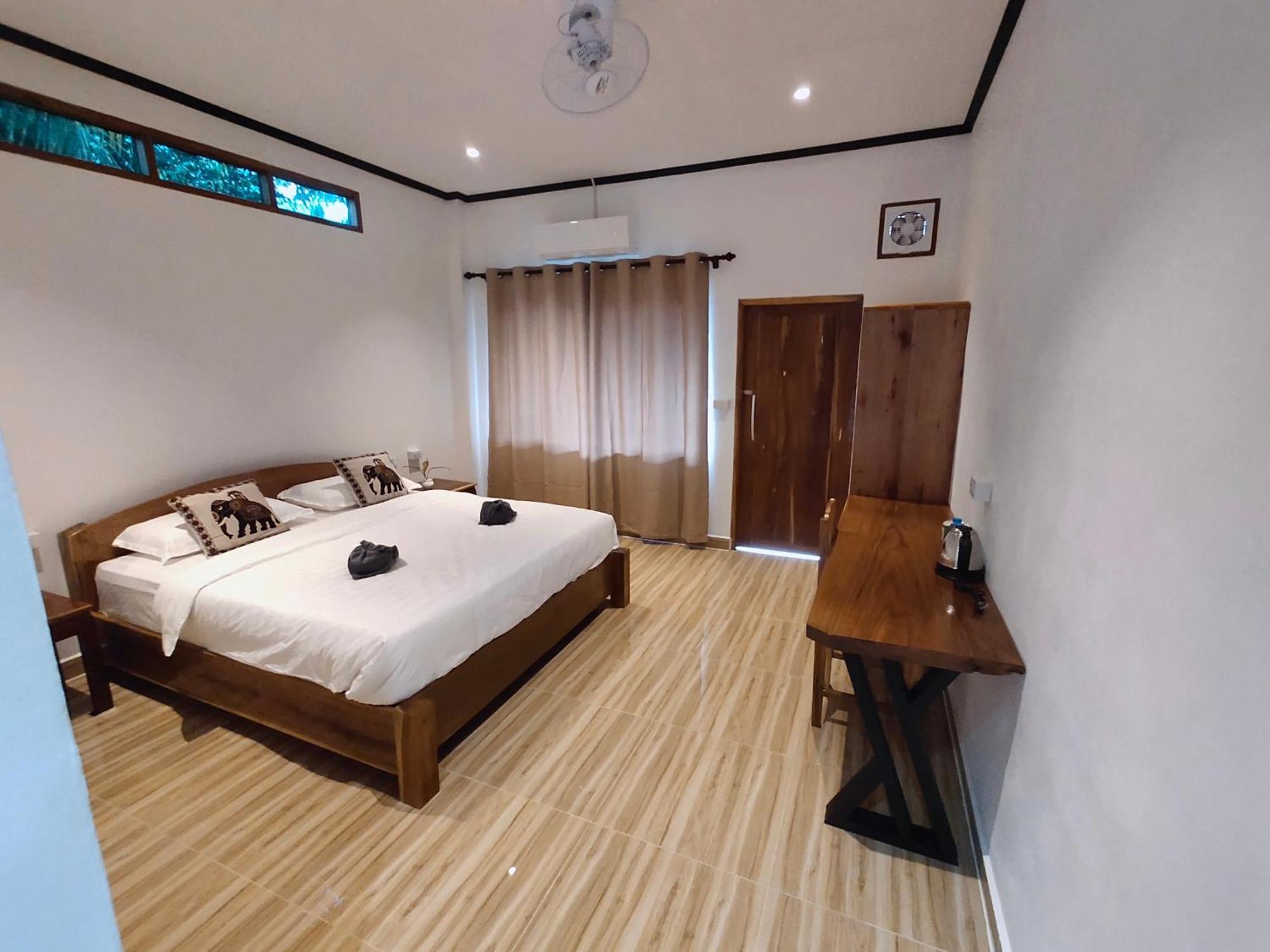 Amanda Nongkhiaw Hotel Bagian luar foto