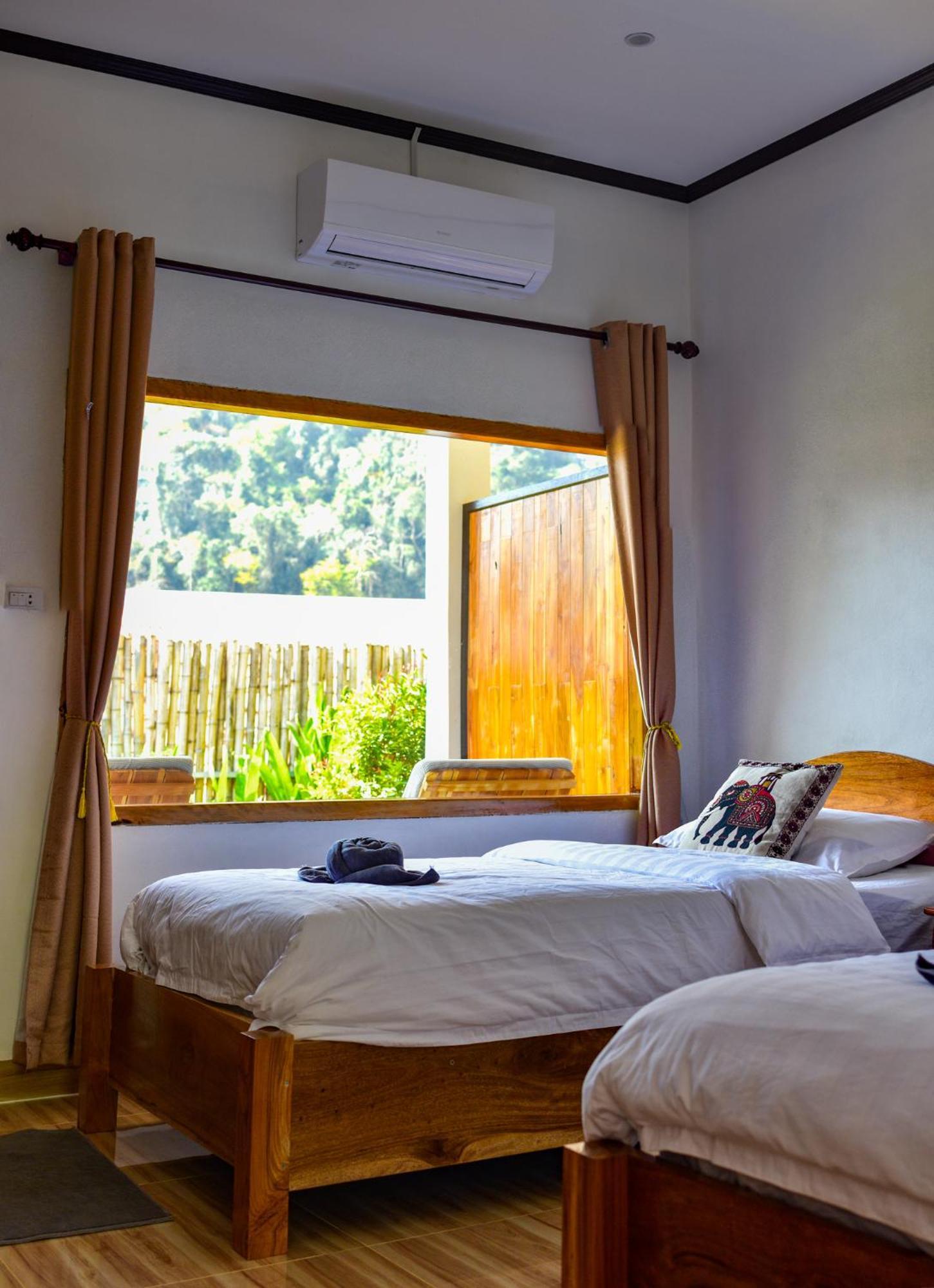 Amanda Nongkhiaw Hotel Bagian luar foto