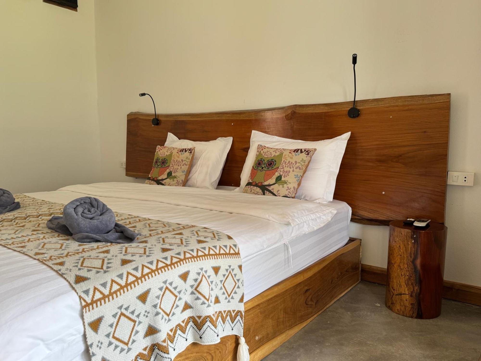 Amanda Nongkhiaw Hotel Bagian luar foto