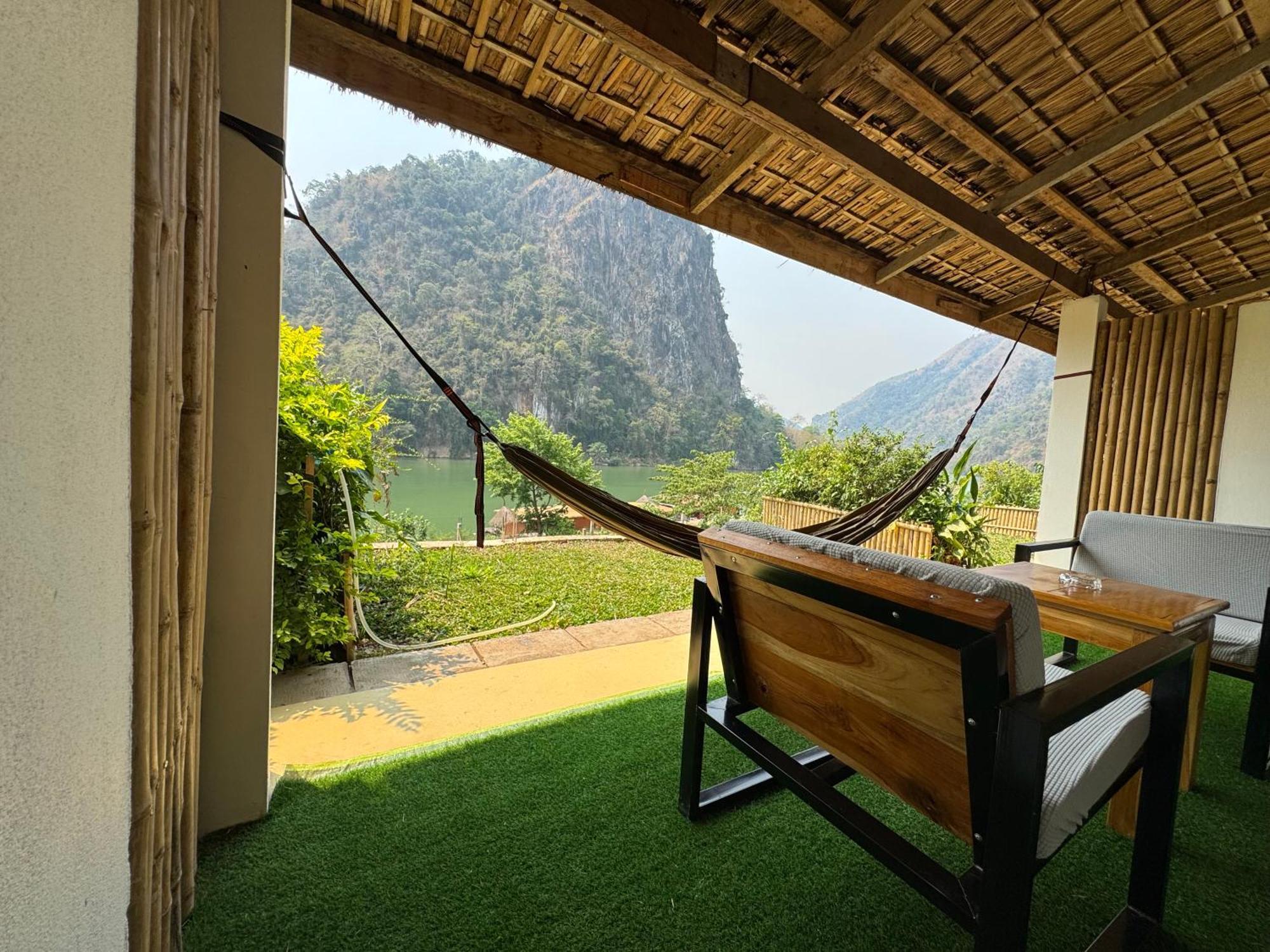Amanda Nongkhiaw Hotel Bagian luar foto